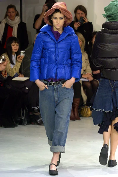 Look 30